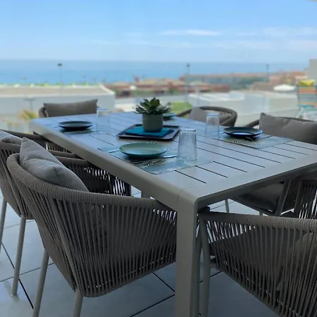 Dona Julia Sea Utopia * Casares